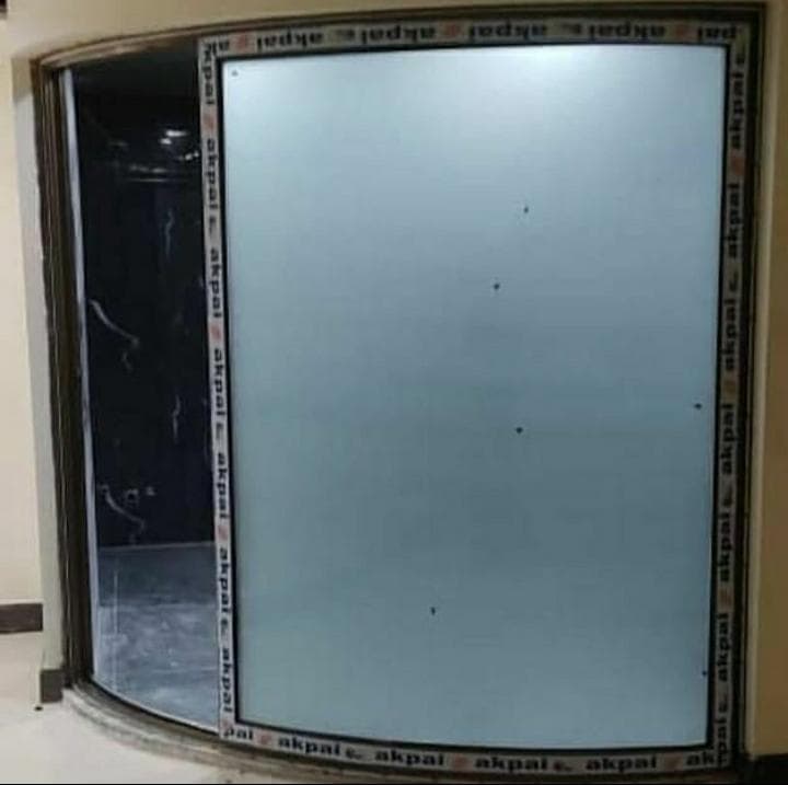 طراح و مجری درب و پنجره دوجداره اوکور در تبریز