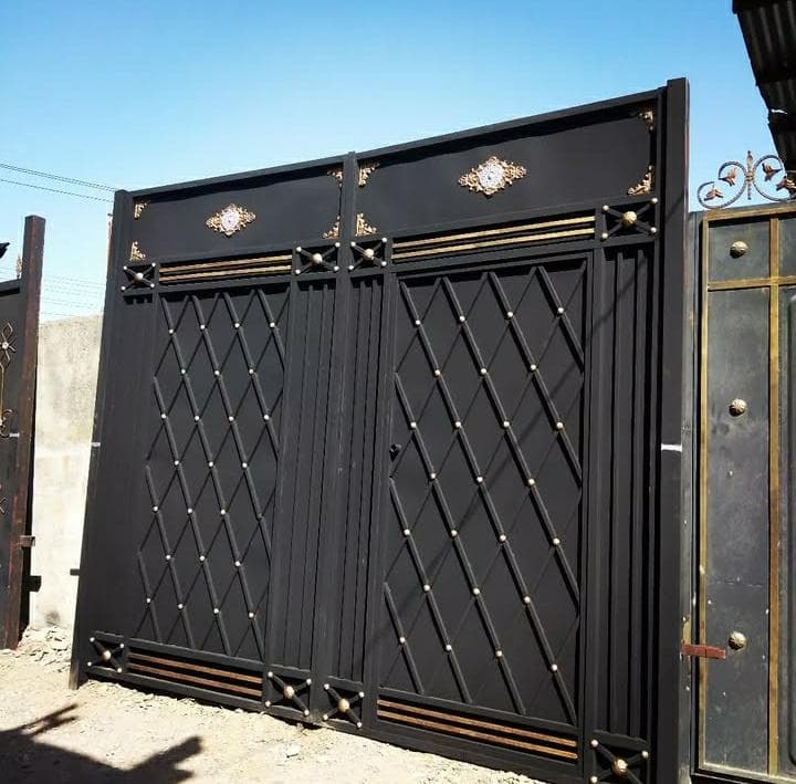 تولید درب و پنجره گروه صنعتی آقای درب در مشهد