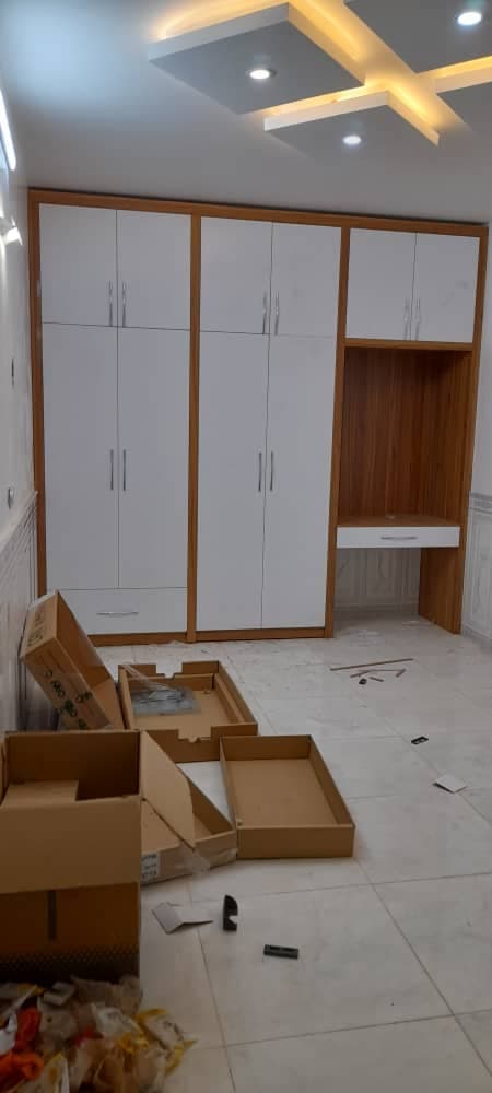 ساخت و اجرای کمددیواری گالری دکورات موسوی در قم