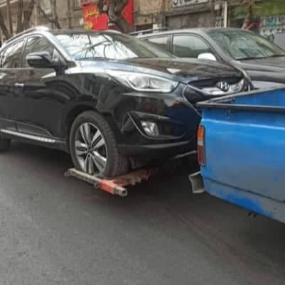 امدادخودرو و یدک کش شبانه روزی زینلی در کرمان