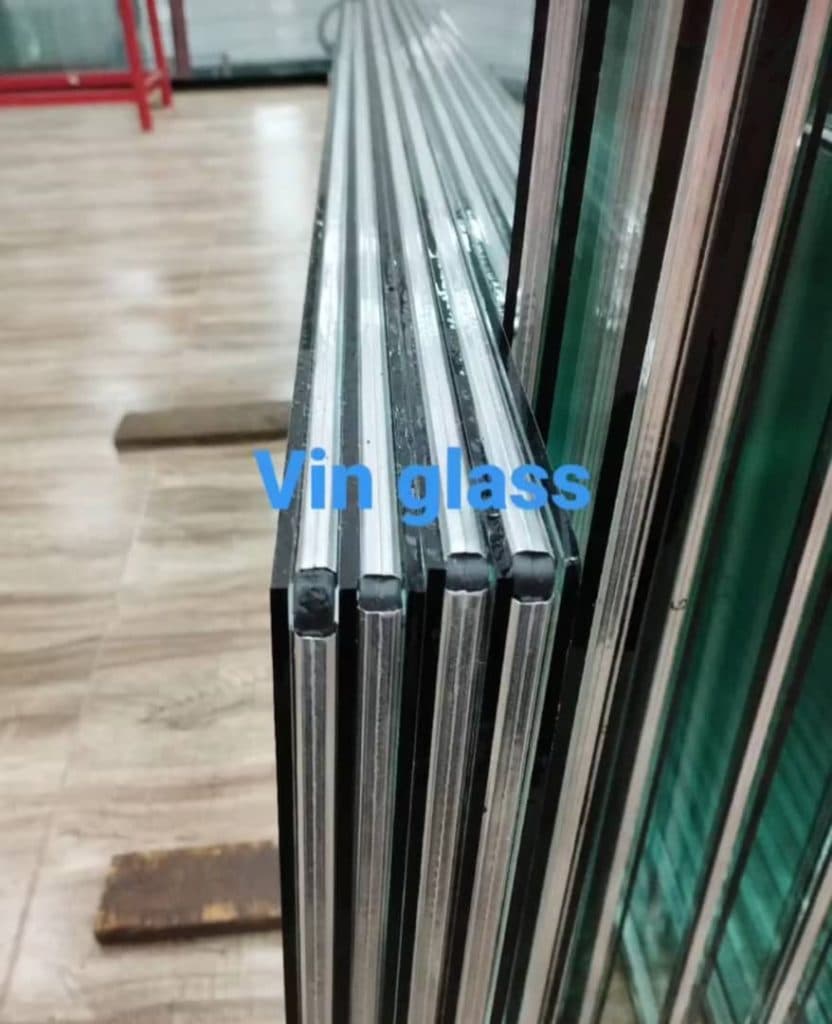 صنایع شیشه دوجداره vinglass در قزوین