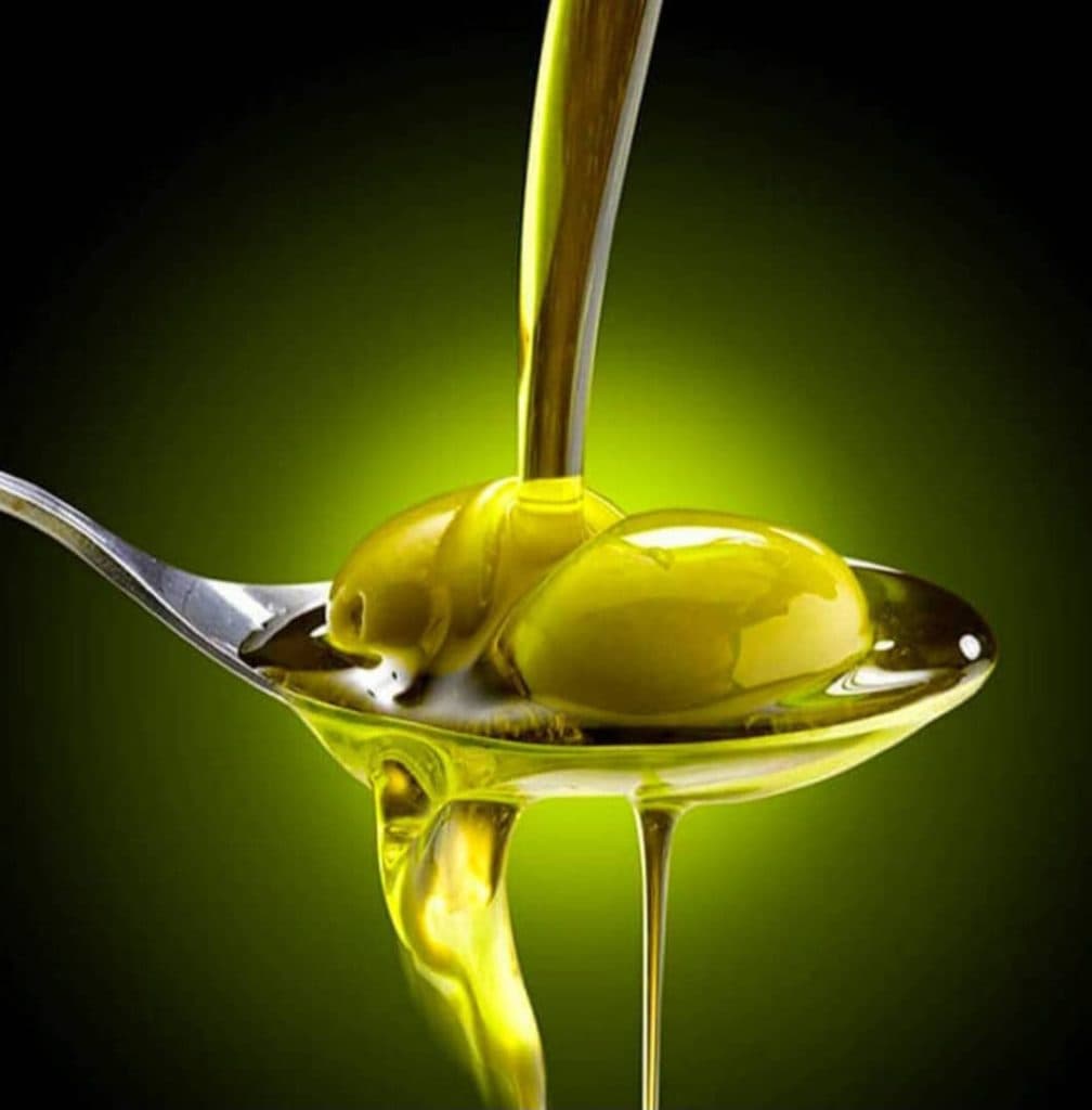 پخش و فروش عمده و خرده زیتون و روغن زیتون رامین در رودبار