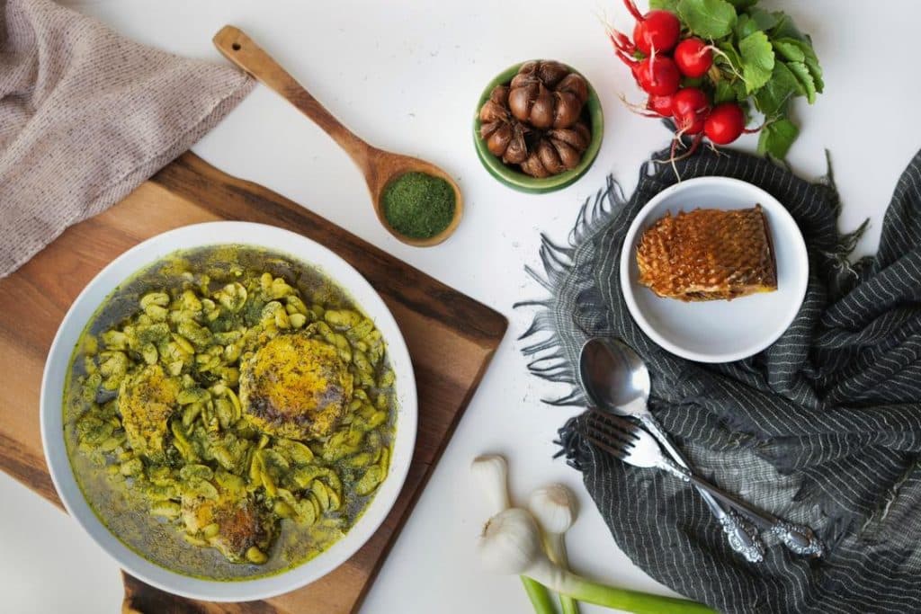 رستوران غذاهای محلی رشتمون در رشت