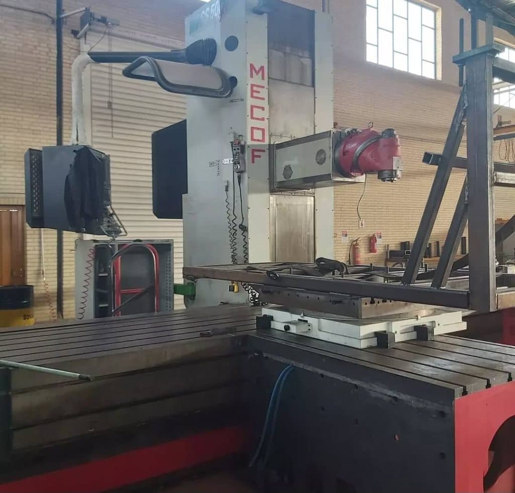 نصب و تعمیرات تخصصی ماشین آلات cnc و تجهیزات صنعتی تکنو سرویس کاوه در تهران