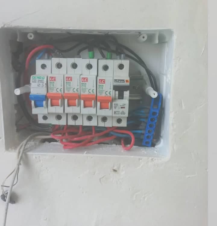 برقکاری ساختمان طالبی در ابهر