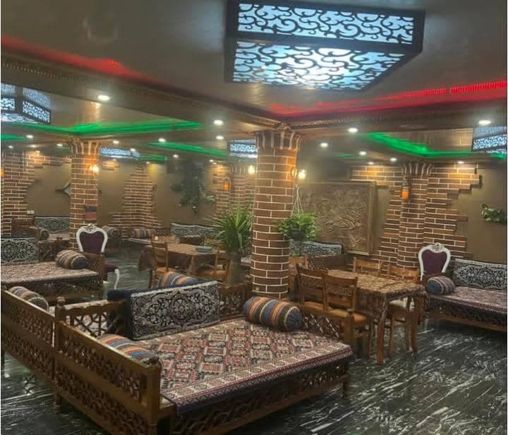 کافه رستوران گلستان در شهرک مشعلدار قزوین