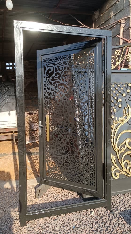 کارگاه برش لیزر فلزات جلالی در دشتستان