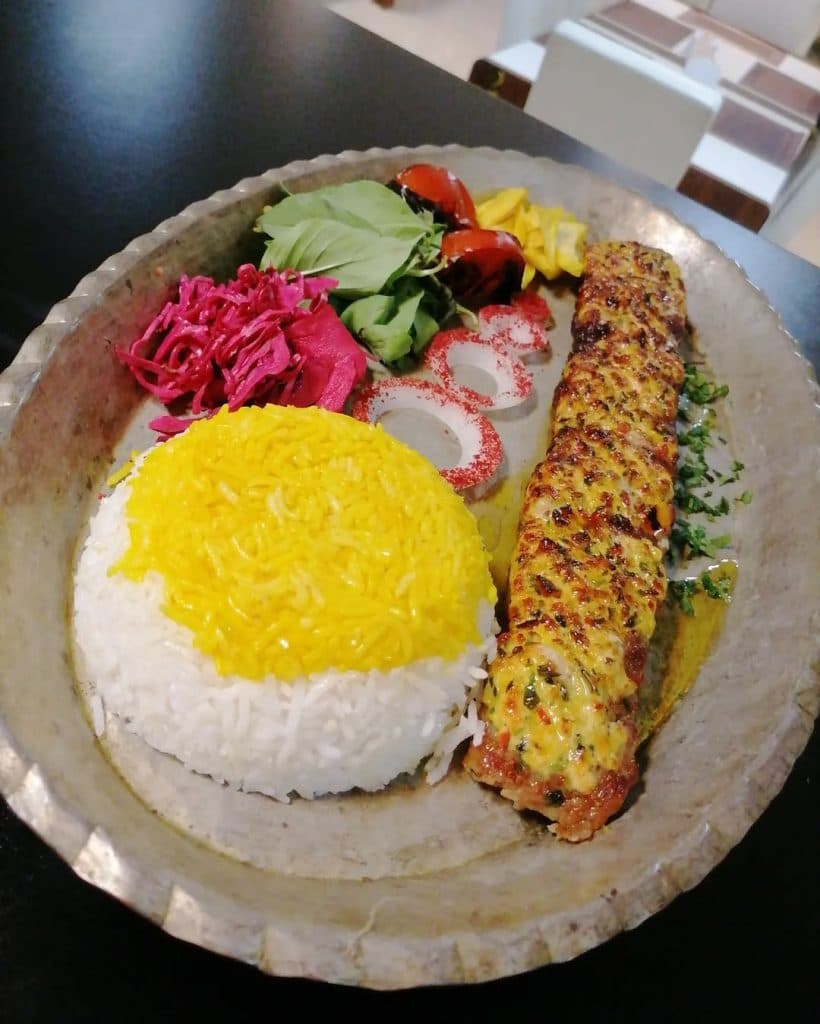 کافه رستوران تاج محل در آبادان