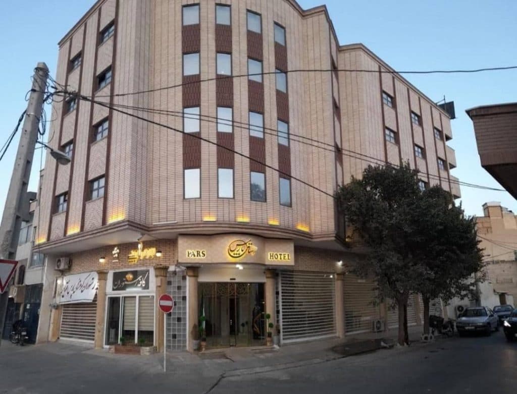 هتل آپارتمان نزدیک حرم پارس در قم