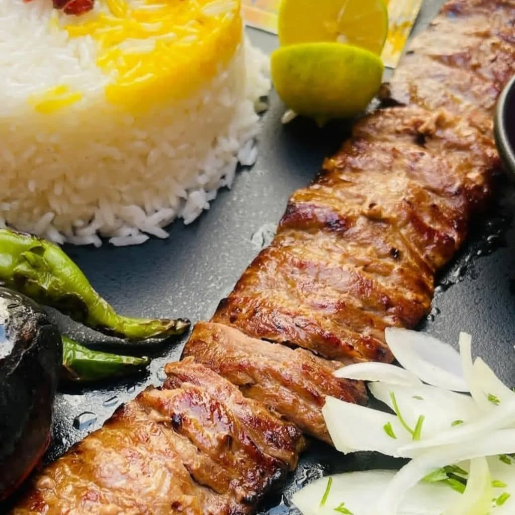 رستوران کوبو کباب در کرمان