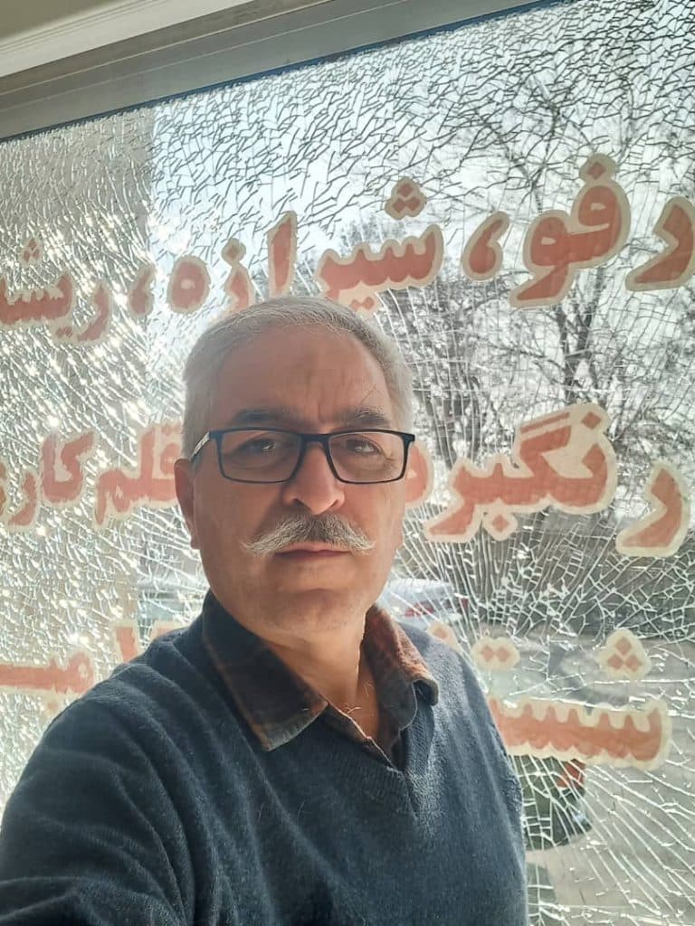 خدمات ترمیم و رفوگری فرش رج در اکباتان تهران