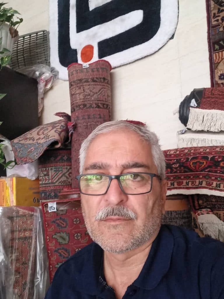 خدمات ترمیم و رفوگری فرش رج در اکباتان تهران