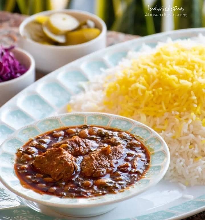 رستوران زیبا سرا در بستان آباد