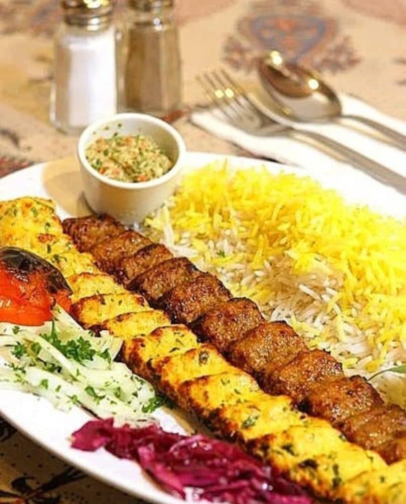 رستوران بابا قدرت در ملایر