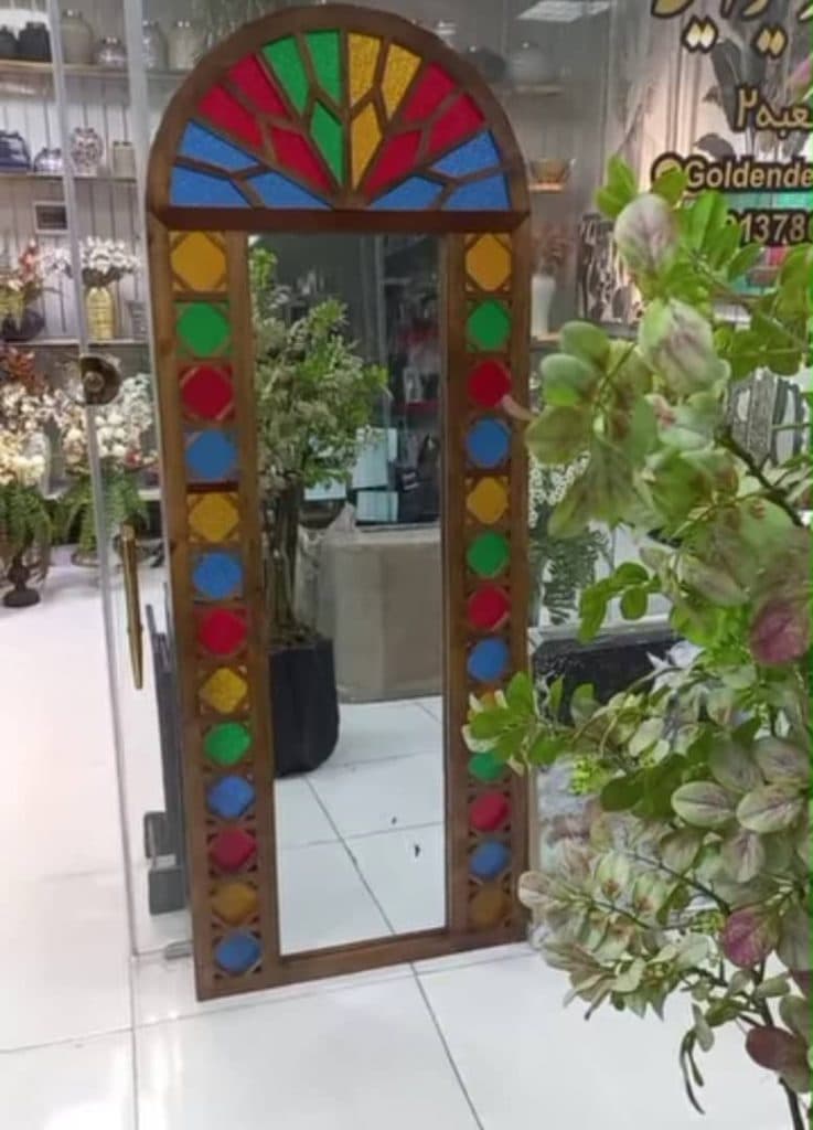 فروشگاه لوازم دکوری و اکسسوری منزل گلدن دیزاین اکبری در نورآباد