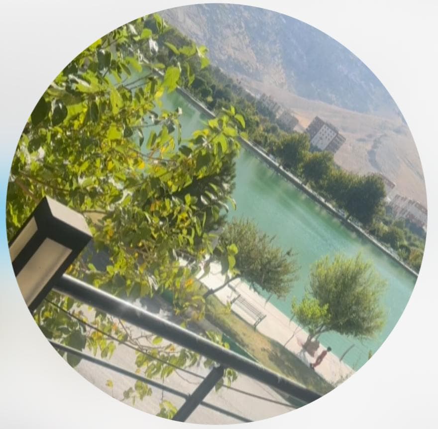 کافه رستوران دریاچه سلطانی در دریاچه کیو خرم آباد