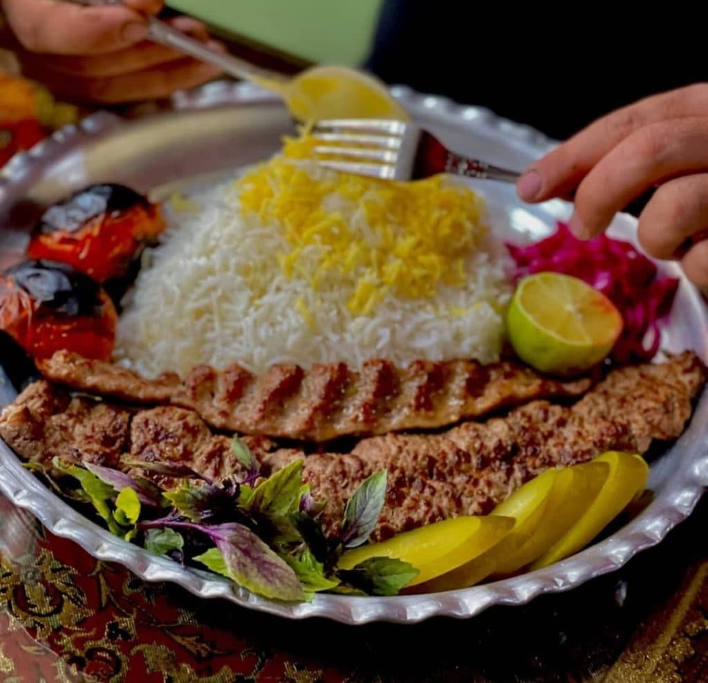 رستوران فرخ مریوان