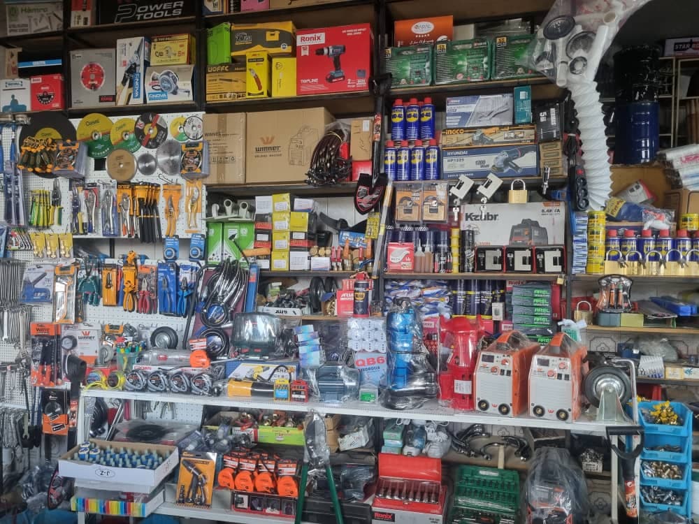 فروشگاه ابزارآلات صنعتی و ساختمانی ارشد در سنندج