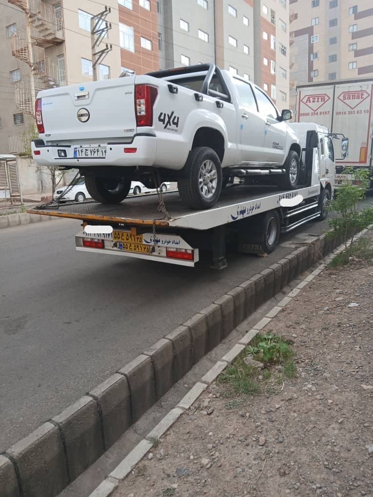 مکانیک و تعمیر خودرو در محل امداد مهدی در مرند