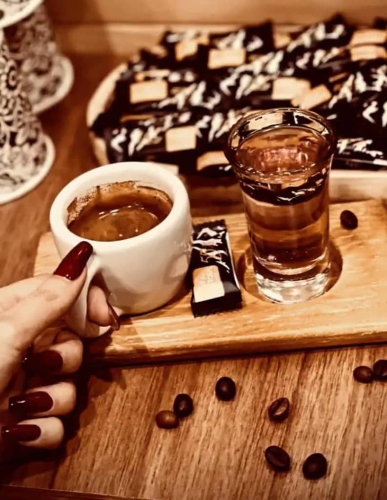 کافه ویش در ایلام