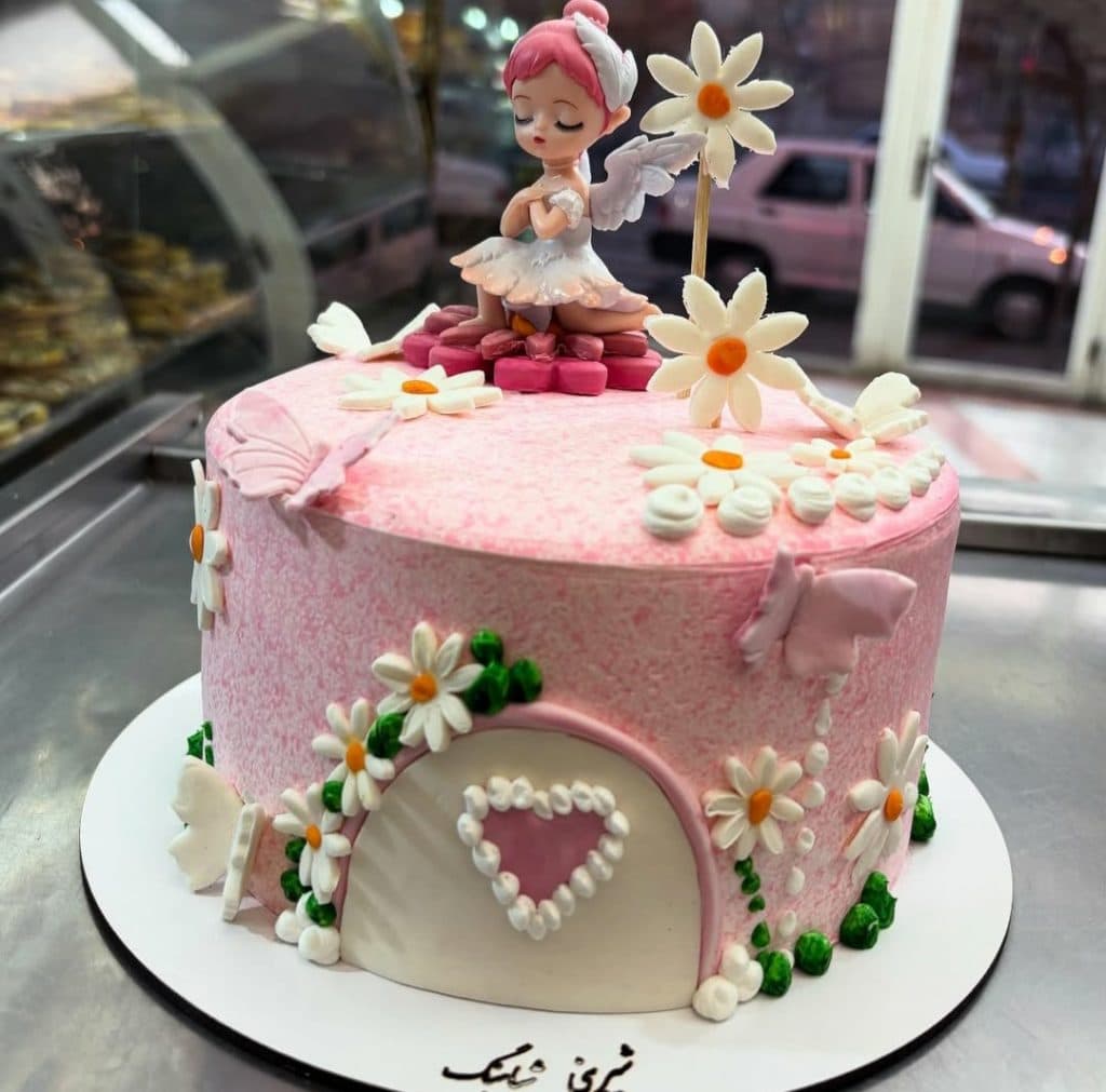 شیرینی سرای شباهنگ در تبریز