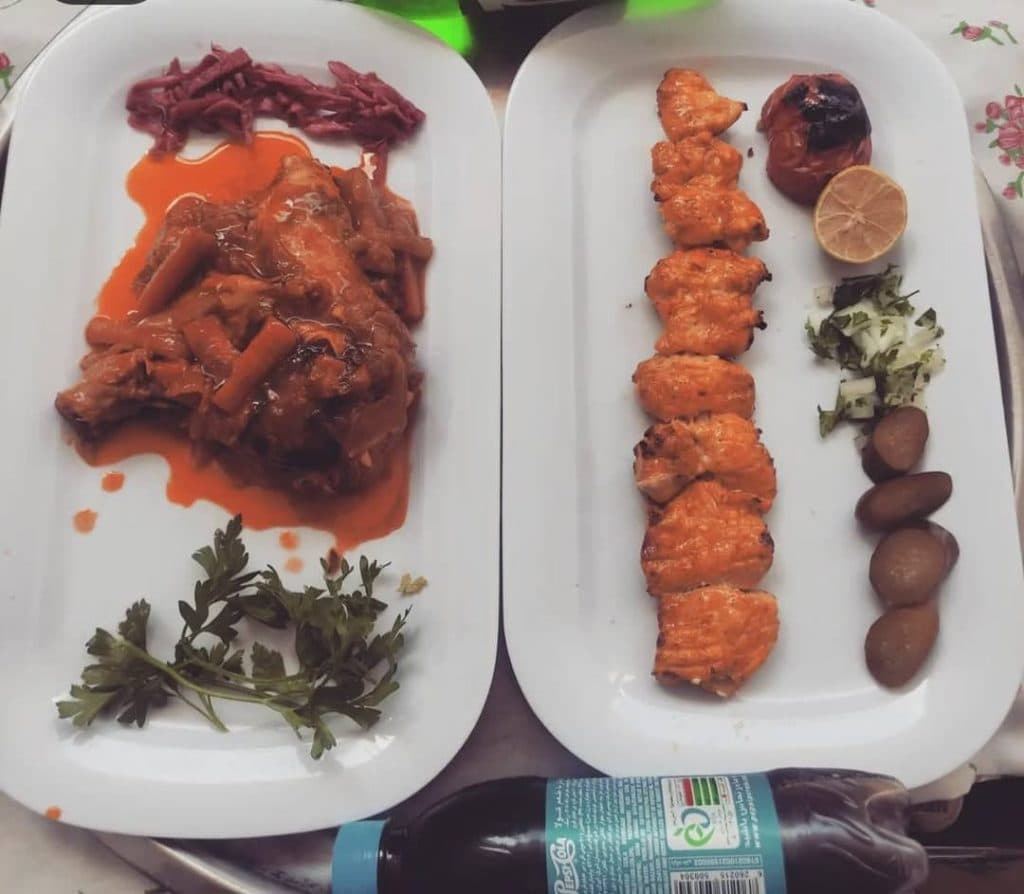 مجموعه غذایی دوقلوها در گلبهار