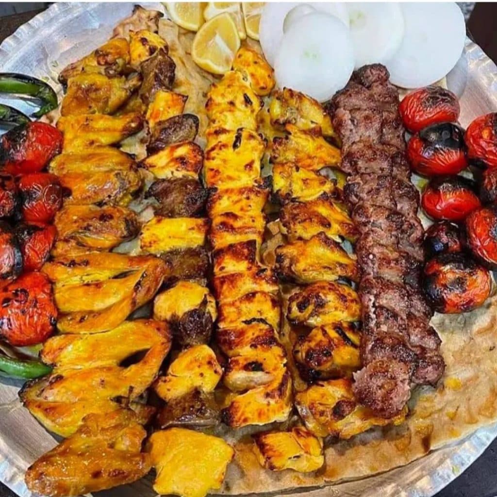 کبابی طاووس در دزفول