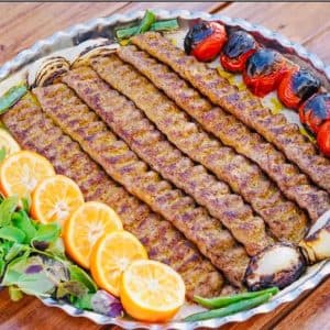 کبابی طاووس در دزفول