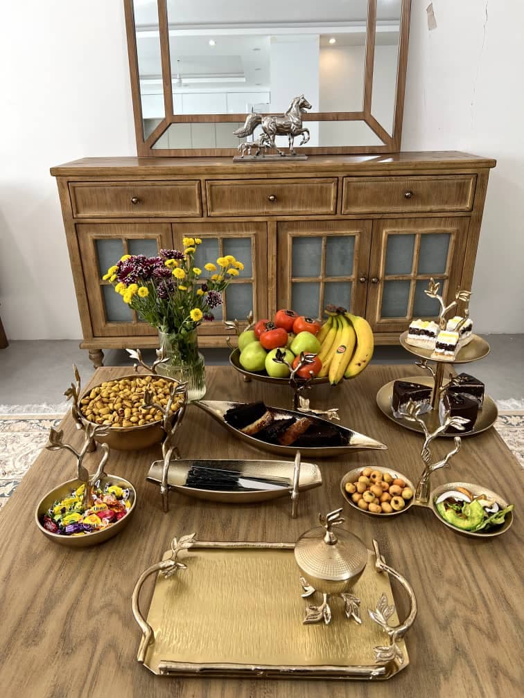 ظروف پذیرایی آقای ظرف در مشهد