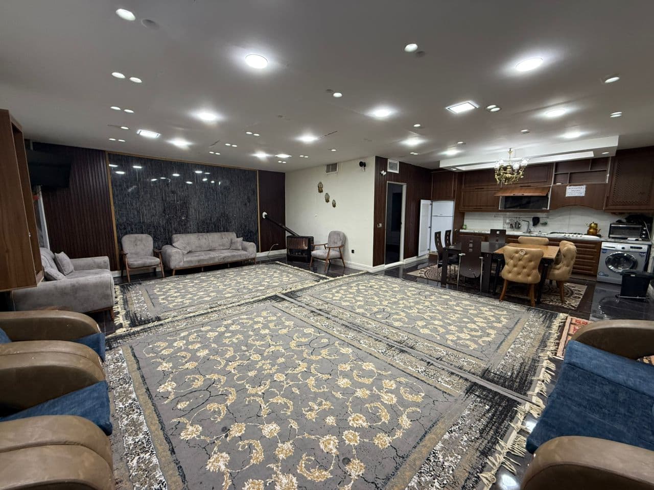 اجاره ویلای استخردار آبگرم بازگیر در خرم آباد