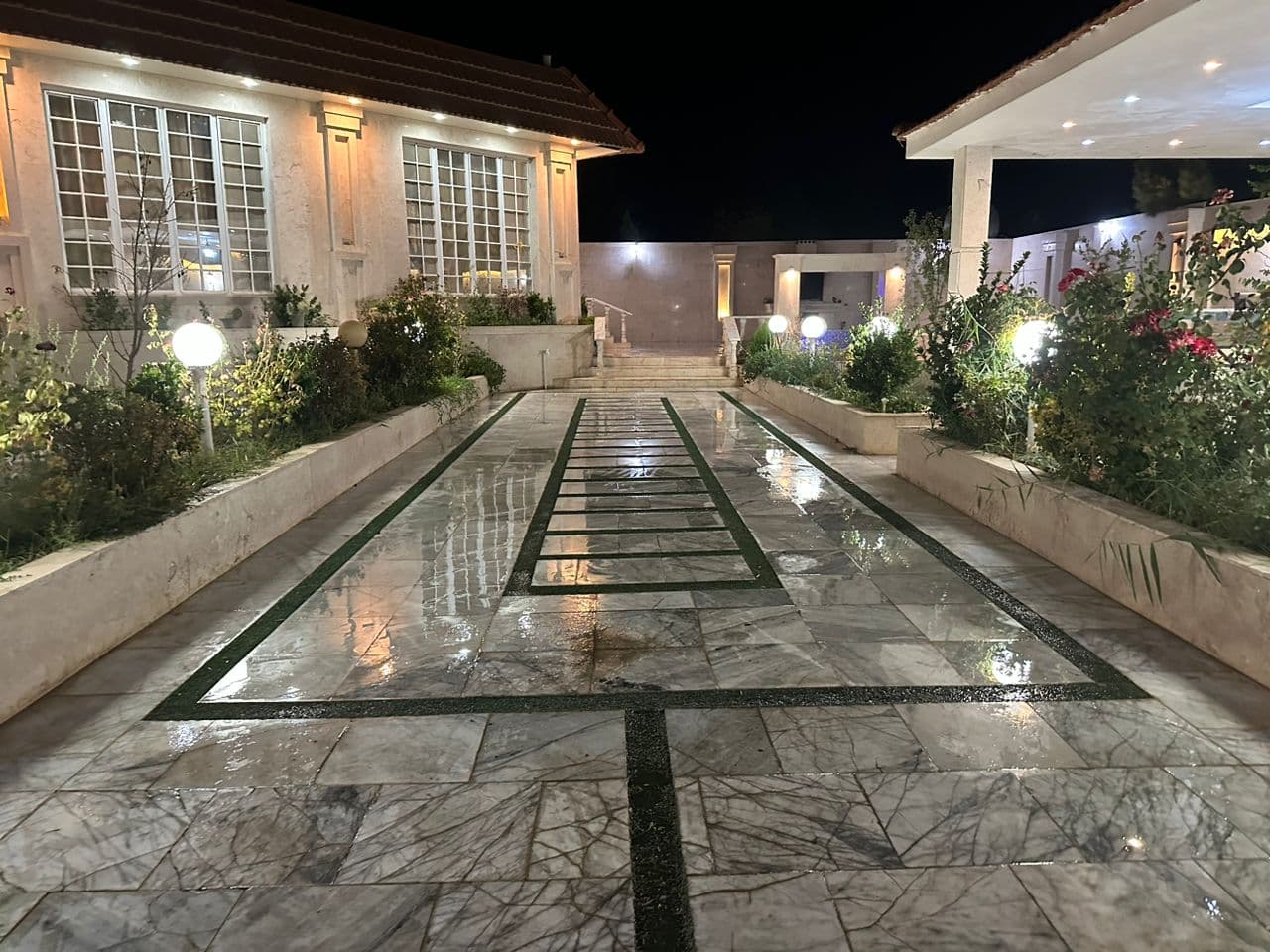 اجاره ویلای روزانه دانیال در مشهد