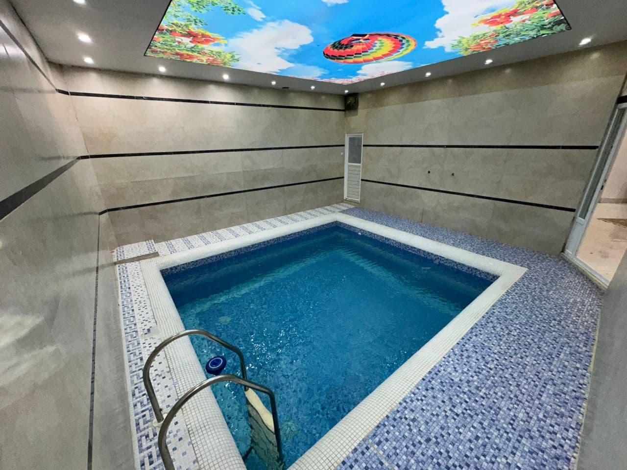 اجاره ویلای روزانه دانیال در مشهد