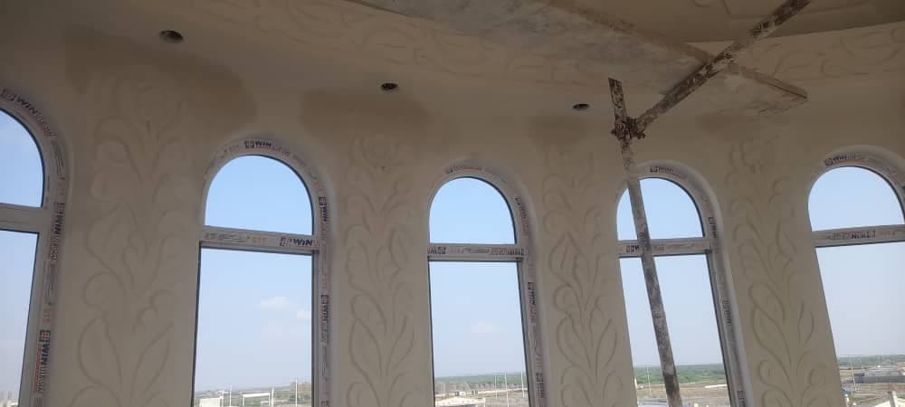 پیمانکاری و اجرای نمای رومی افشاری در بندرعباس