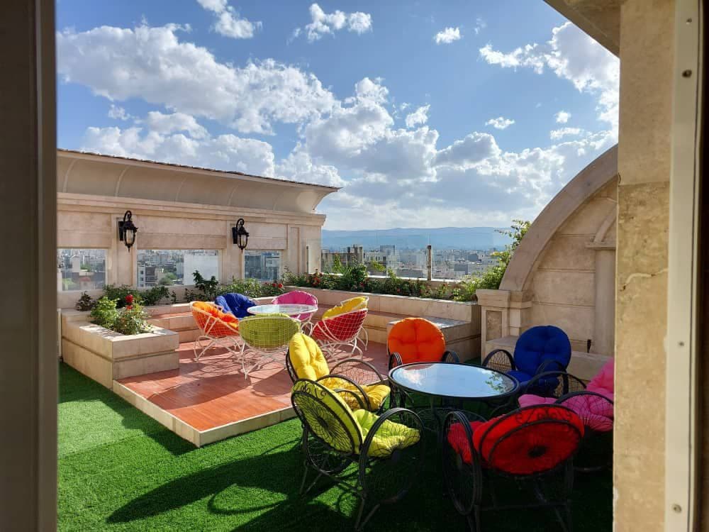 اجاره سوییت روف گاردن پویان در بالاشهر مشهد