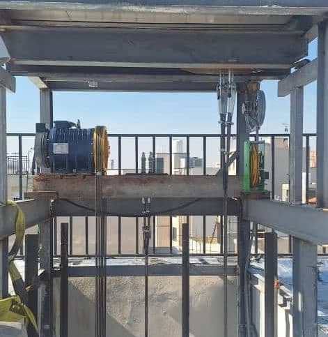 شرکت آسمان صعود جهانبین مجری نصب و راه اندازی آسانسور اصفهان