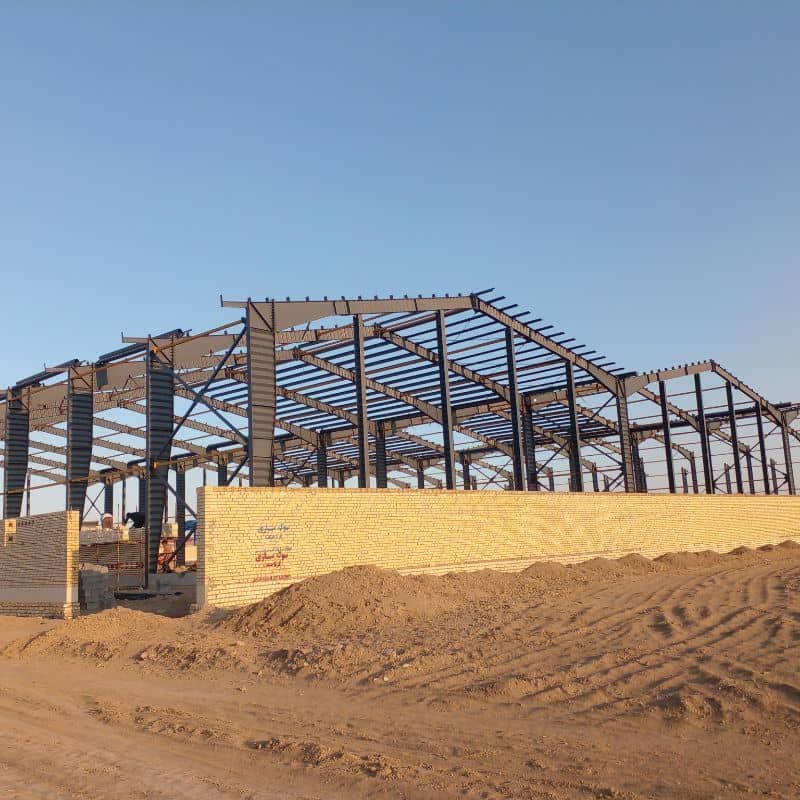 سوله سازی اهرام سوله سپاهان ساخت و نصب استراکچر فلزی در بندرعباس