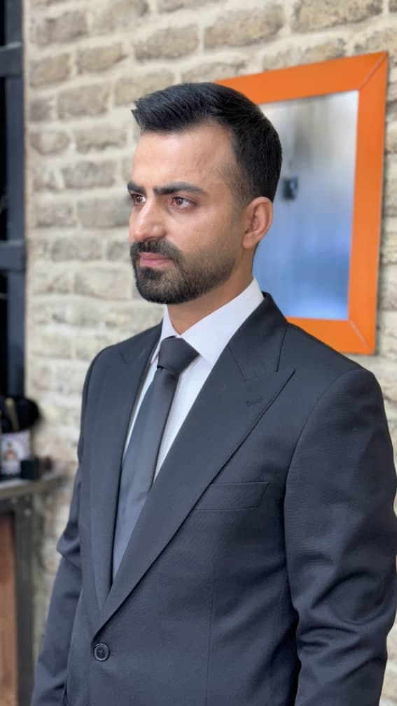 آرایشگاه تخصصی داماد عرفان در اصفهان