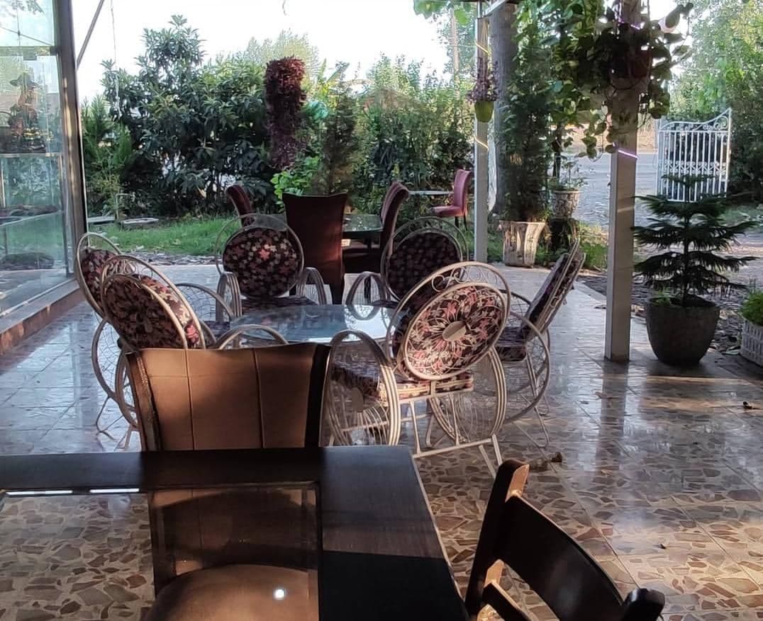 باغ رستوران احسان به مدیریت احمد گرامی در جاده آستانه به رشت