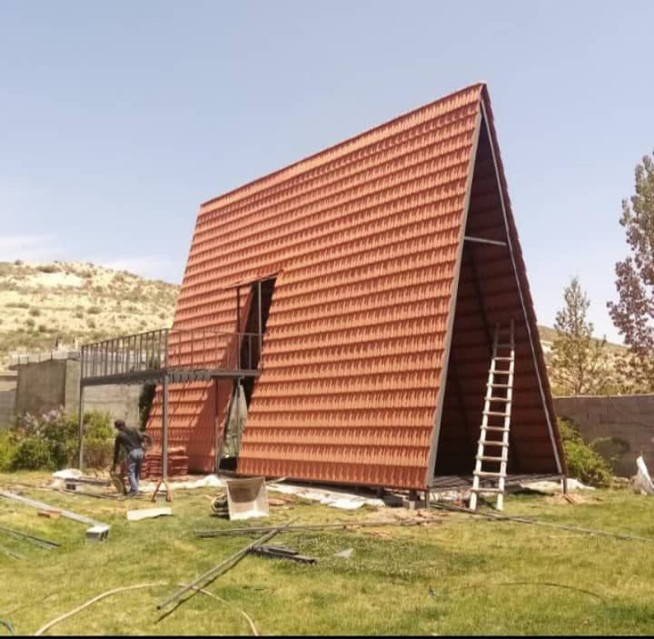 اجرای سقف شیبدار و آلاچیق دهقان در کرمان