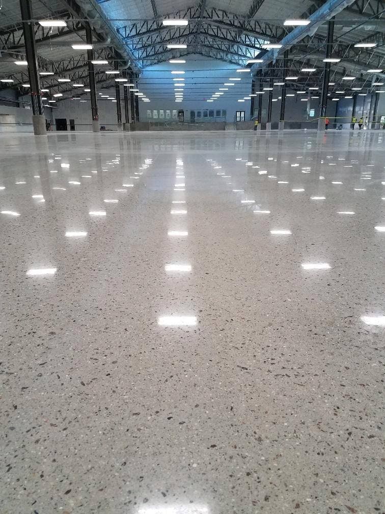 اجرای کفسازی صنعتی گروه پیمانکاری ثقفی در تهران