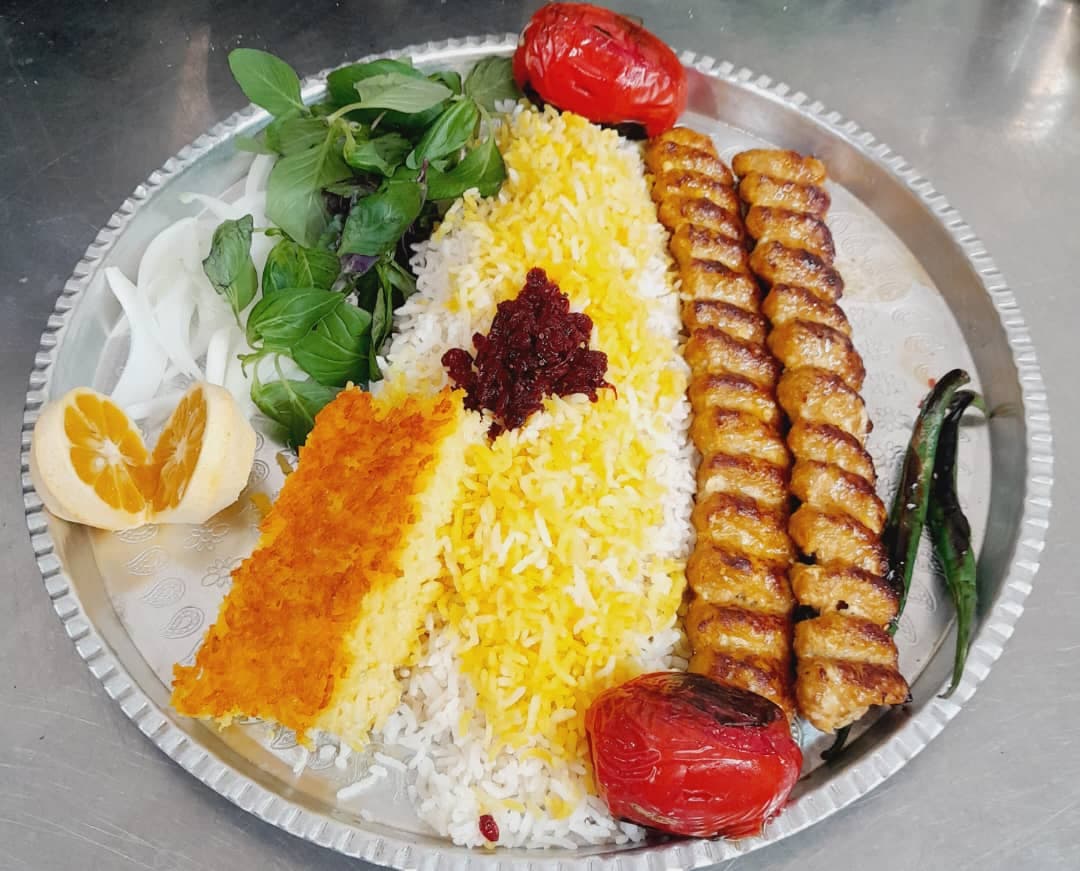 آشپزخانه بیرون بر کلم پیچ در شیراز