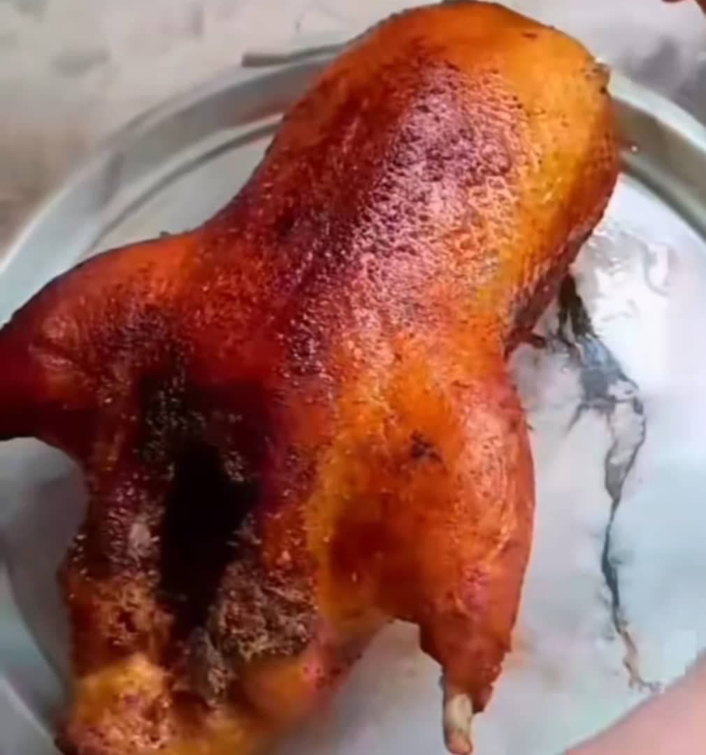 سفره خانه شمالی وارش در دره شهر