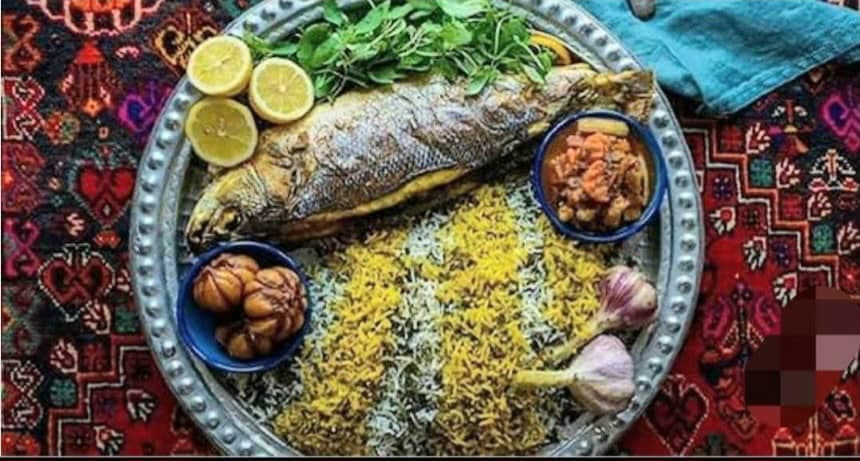 سفره خانه شمالی وارش در دره شهر
