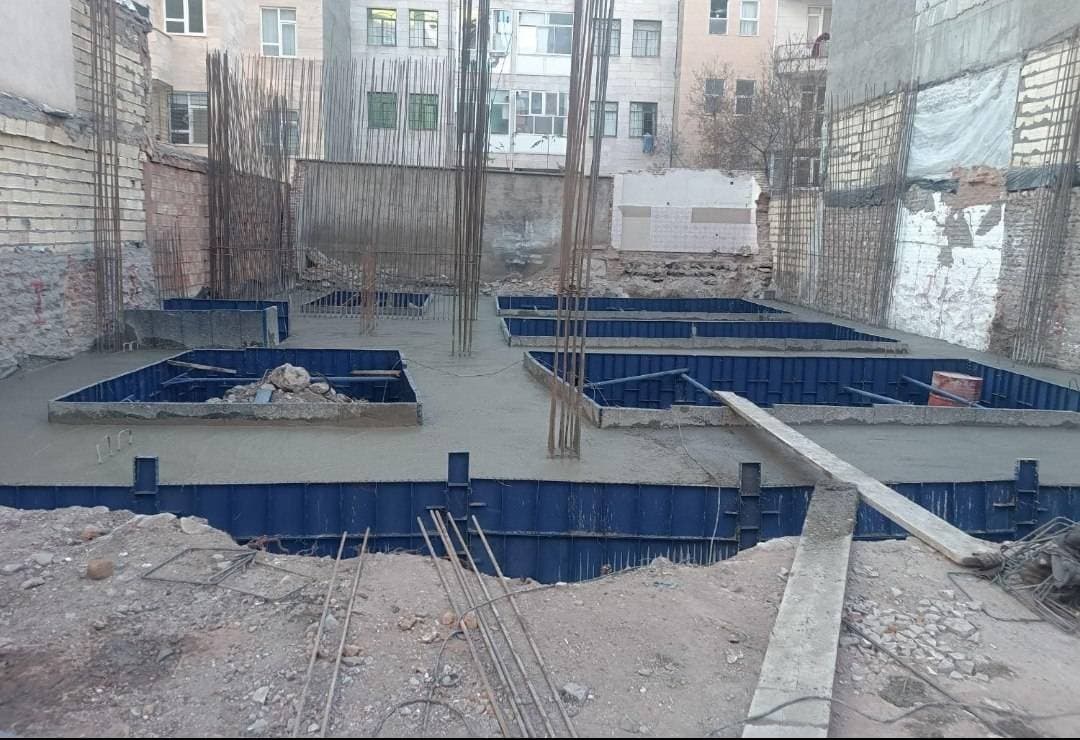 پیمانکاری سازه بتنی ساختمان محمدزاده در اردبیل