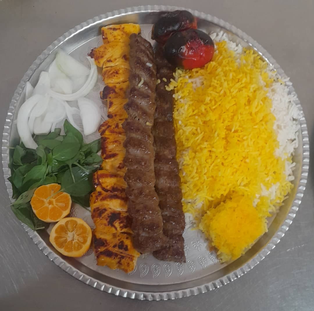 آشپزخانه بیرون بر کلم پیچ در شیراز