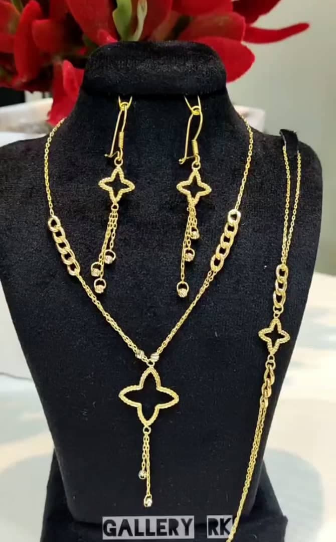 گالری طلا و جواهر rk در کرج