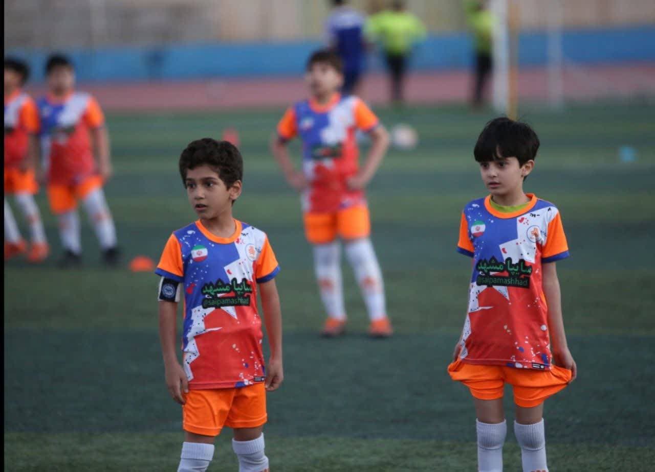 مدرسه فوتبال سایپا احمد زینلی مشهد