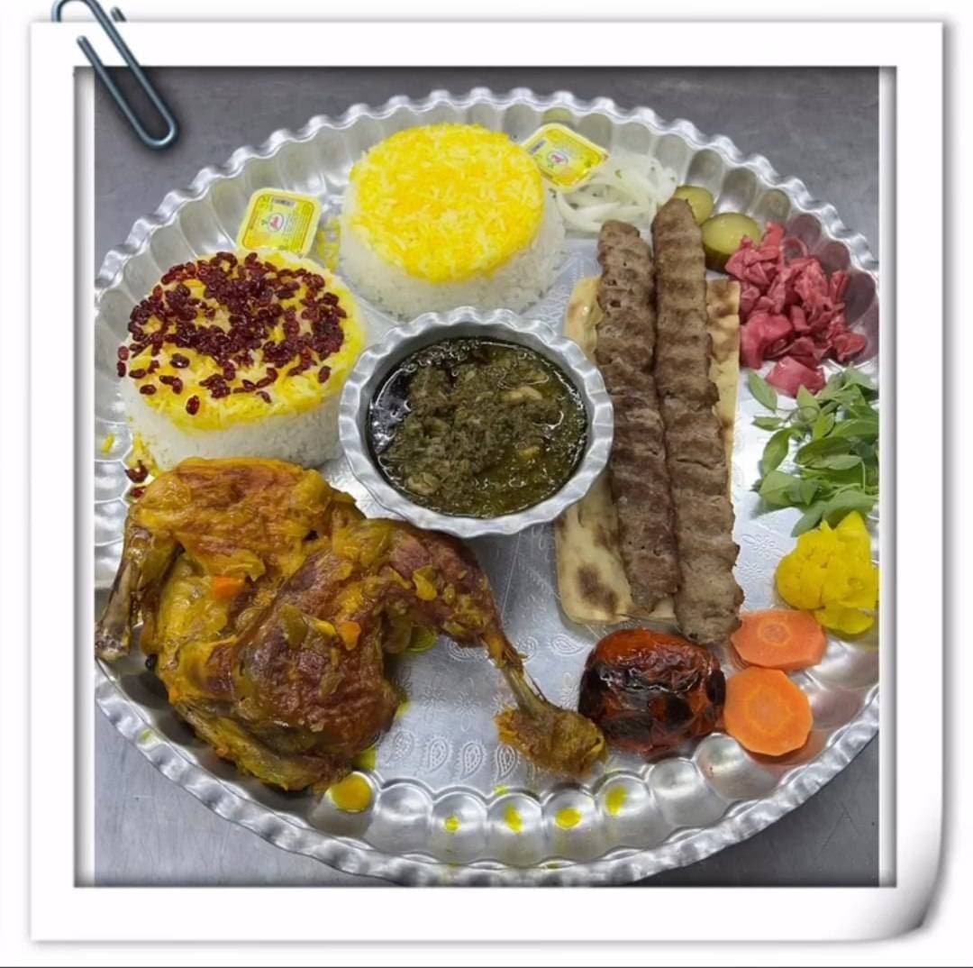 باغ رستوران هشتگ در آیت الله هاشمی رفسنجان