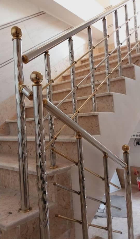 نصب نرده استیل عارف در ماکو