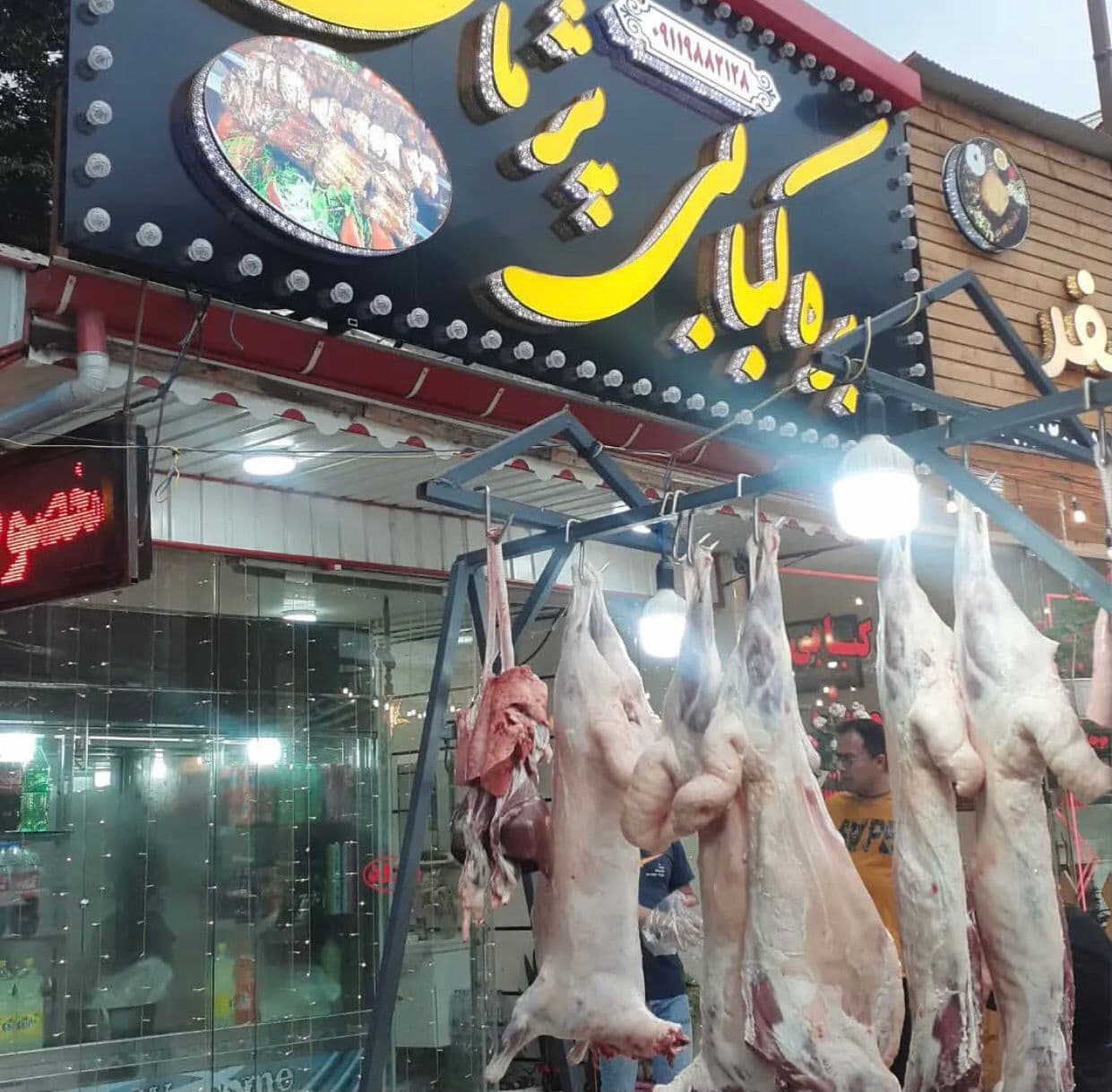رستوران بره کبابی پژمان در ماسال